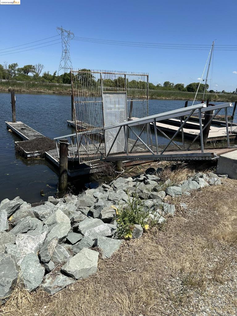 2368 Dutch Slough Rd