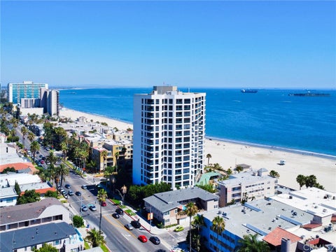 Photo of 1310 E Ocean BLVD #1005, Long Beach, CA 90802 (MLS # WS26188518)