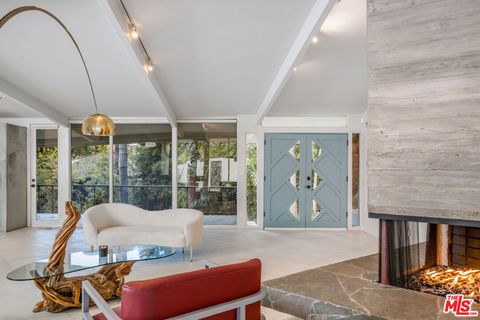 3027 Franklin Canyon Drive Beverly Hills CA 90210