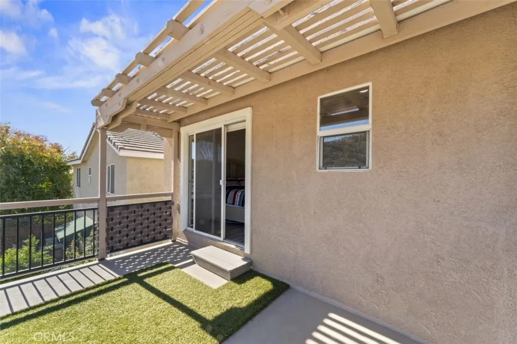 Saugus, California 91350, United States, 3 Bedrooms Bedrooms, ,3 BathroomsBathrooms,Residential,Active,241833