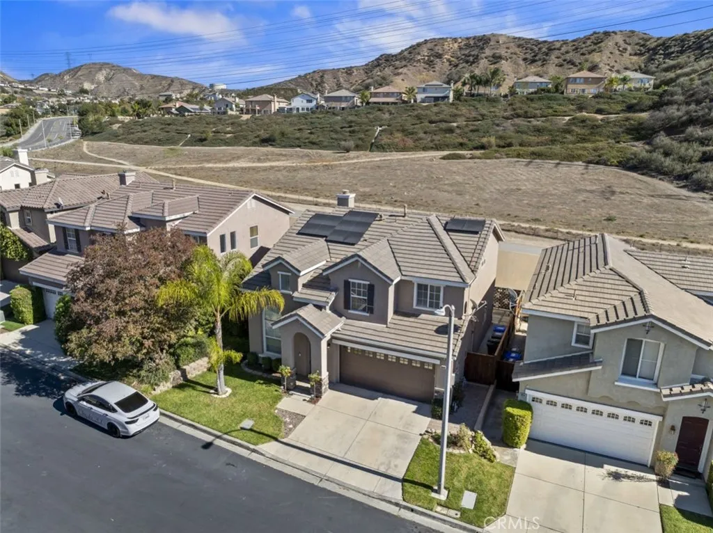 Saugus, California 91350, United States, 3 Bedrooms Bedrooms, ,3 BathroomsBathrooms,Residential,Active,241833