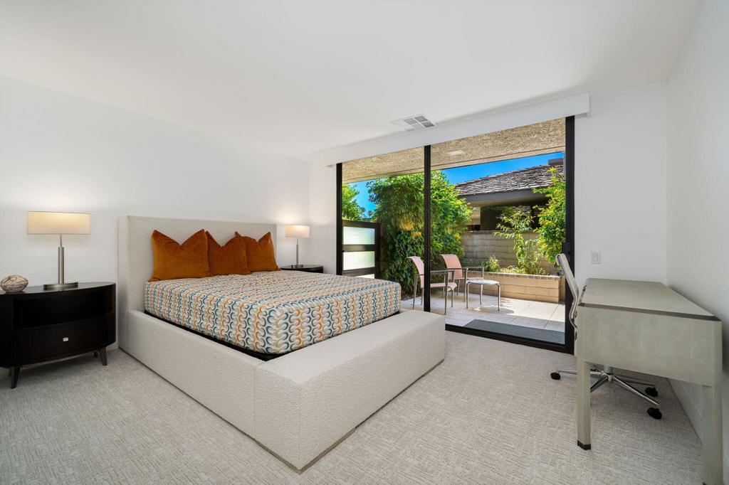 The Springs C.C. - Residential