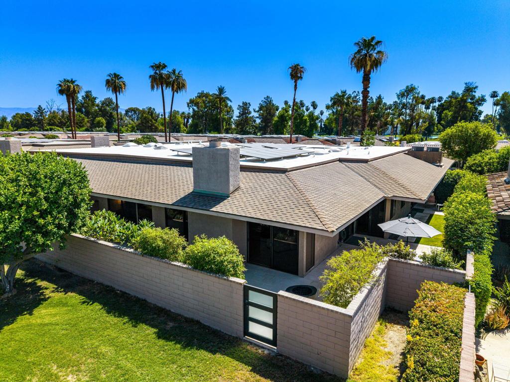 The Springs C.C. - Residential