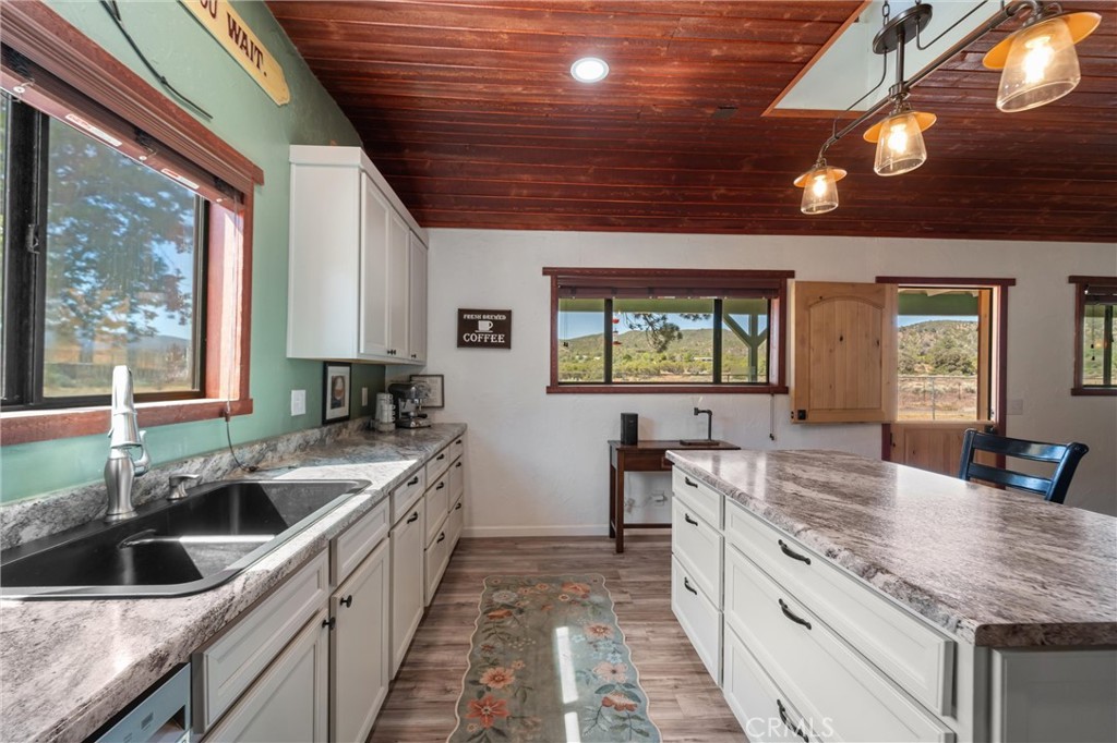 60861 Burnt Valley Road