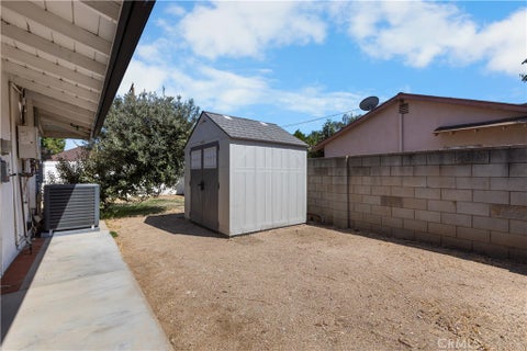 Tiny photo for 7840 7842 Woodlake Avenue, West Hills, CA 91304 (MLS # SR26185656)