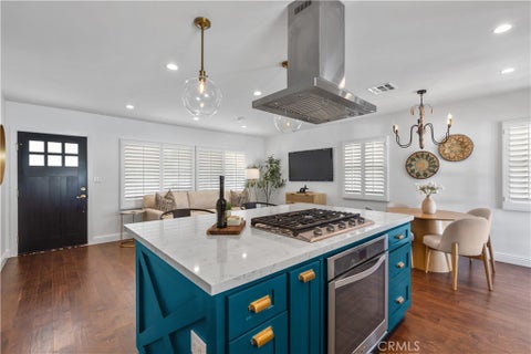 Tiny photo for 7840 7842 Woodlake Avenue, West Hills, CA 91304 (MLS # SR26185656)