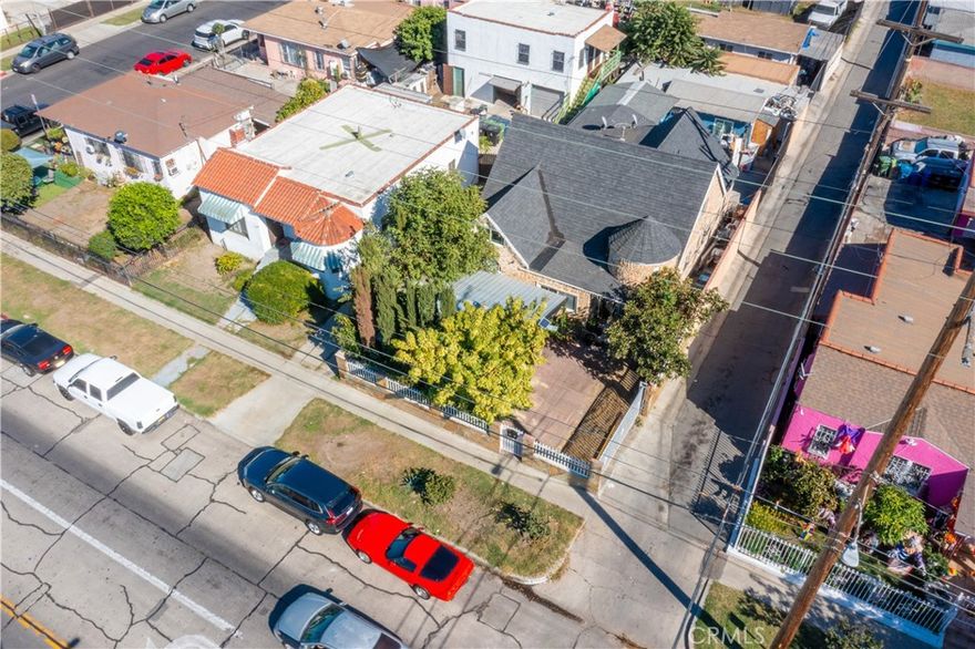 Charming South LA Home with Endless Potential! This is a fantastic opportunity to own a classic South Los Angeles home with space, charm, and versatility. Ideal for first-time buyers, growing households, or investors, this property offers a solid foundation and the chance to make it your own.
Set on a generous lot, the home features a comfortable layout with bright living spaces that invite natural light throughout the day. The living area provides a warm and welcoming atmosphere, perfect for relaxing or entertaining, while the kitchen and dining areas offer ample space for everyday living and future customization. The bedrooms are well-sized and thoughtfully arranged, creating private retreats for rest and productivity. The backyard is a true highlight—offering plenty of room for outdoor entertaining, gardening, or potential expansion, making it an ideal space to host gatherings or create your own outdoor oasis. Conveniently located near major freeways, shopping, schools, and local amenities, this home combines neighborhood charm with commuter-friendly access. Whether you’re looking for a place to call home or a smart investment in a growing area of Los Angeles, this home delivers value, location, and opportunity. Don’t miss your chance to secure this South LA gem—schedule a private tour today and envision the possibilities!
