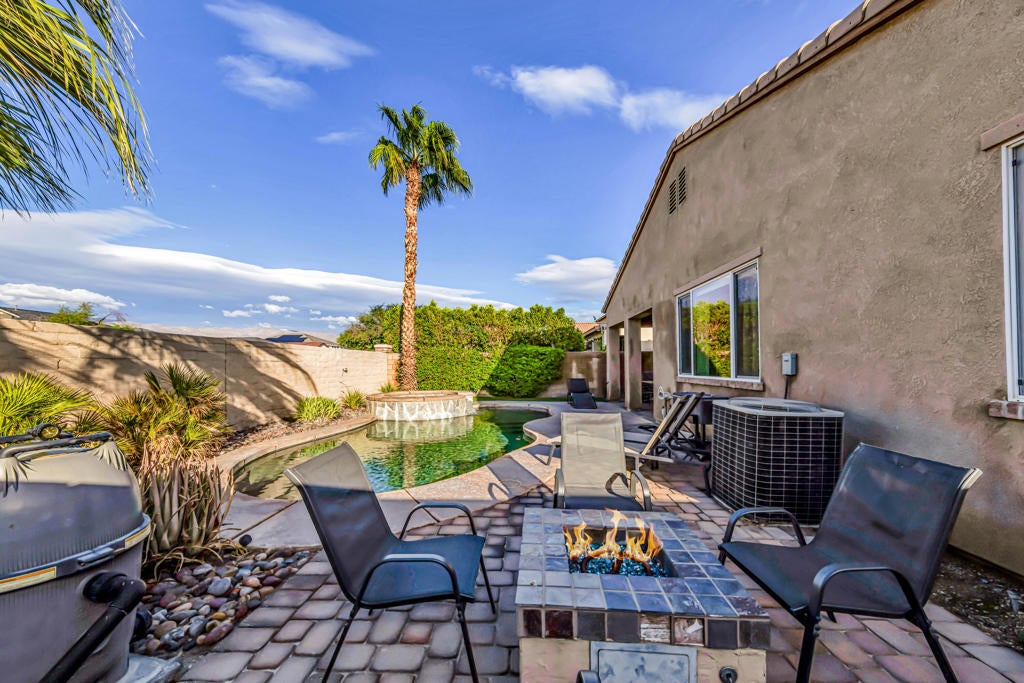 84280 Acqua Court