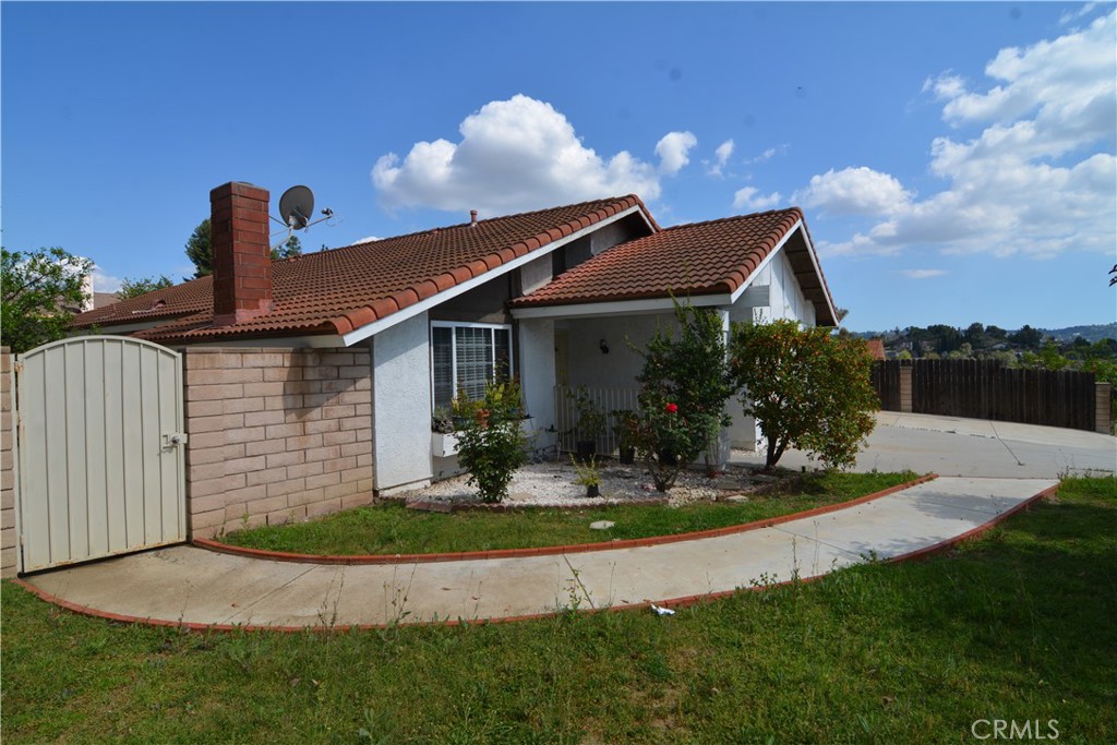 340 Calle Caballeros