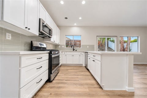 Tiny photo for 44686 Calle Hilario, Temecula, CA 92592 (MLS # WS26233725)
