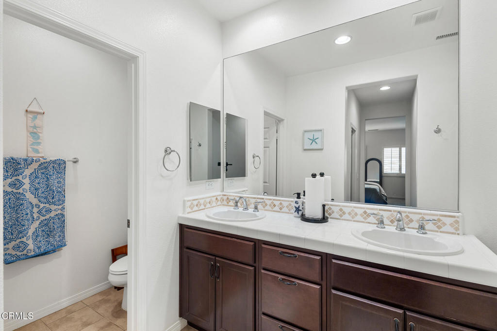 Riverpark - 535201 - Residential