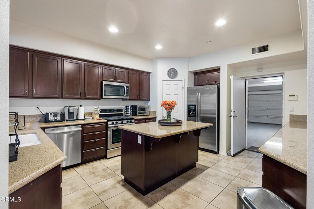 Riverpark - 535201 - Residential