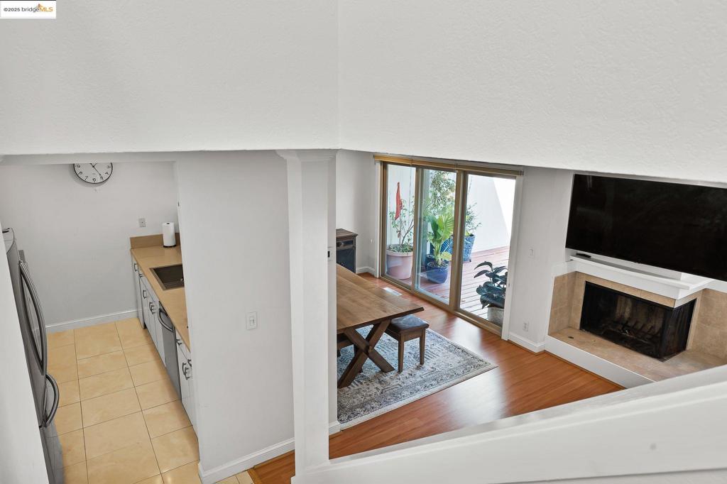LAGUNA VISTA - Residential