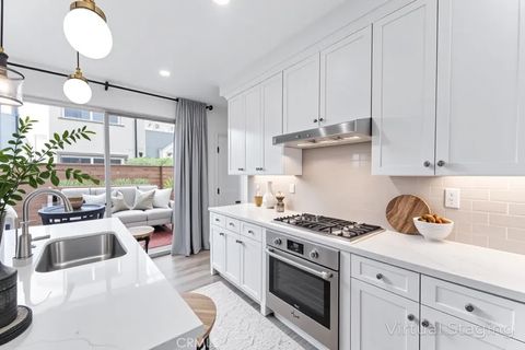 107 Sugarwood Irvine CA 92618