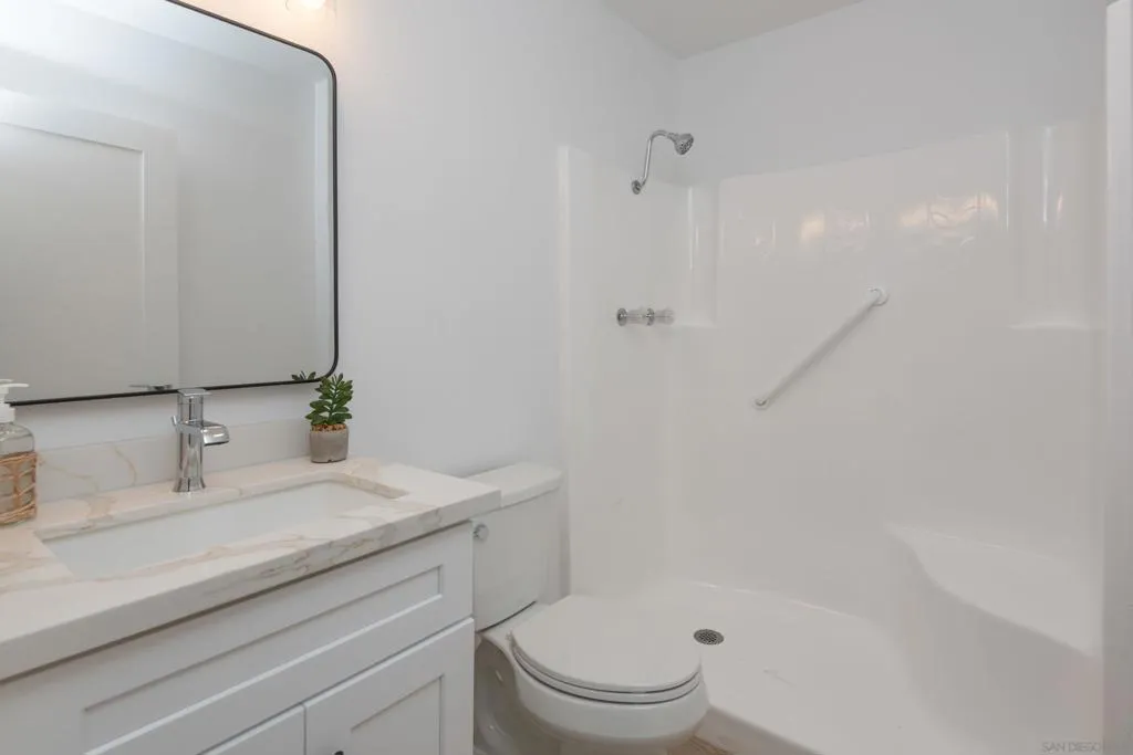 Encinitas, California 92024, United States, 3 Bedrooms Bedrooms, ,2 BathroomsBathrooms,Residential,Active,167317