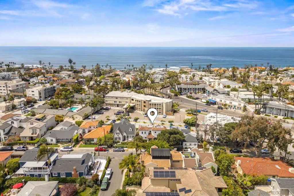 La Jolla, California 92037, United States, 4 Bedrooms Bedrooms, ,4 BathroomsBathrooms,Residential,Active,118214
