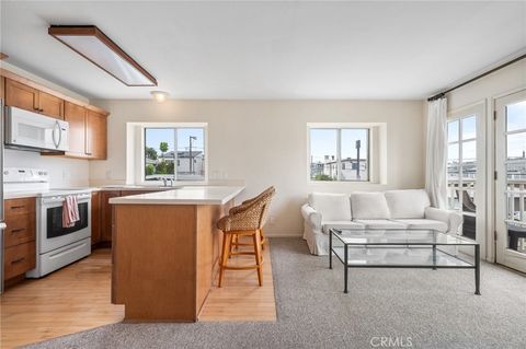 Photo of 358 28th Ct, Hermosa Beach, CA 90254 (MLS # SB26103654)