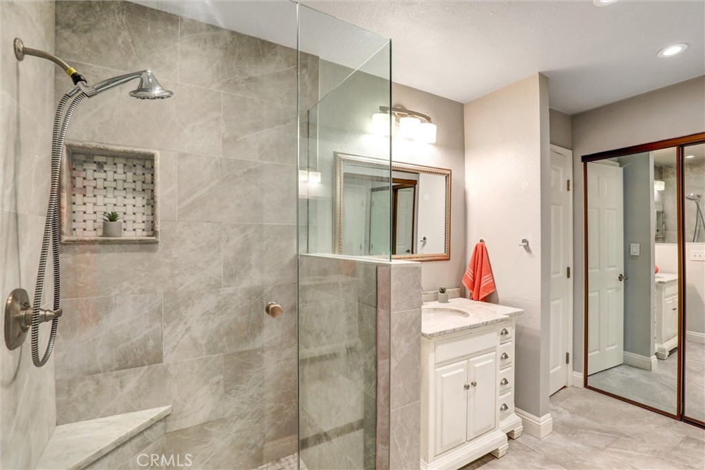 Sheffield Manor (SM) - Residential