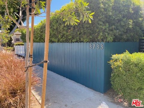 Photo of 3733 S Centinela Avenue, Los Angeles, CA 90066 (MLS # 25579623) Photo of 3733 S Centinela Avenue, Los Angeles, CA 90066 (MLS # 25579623)