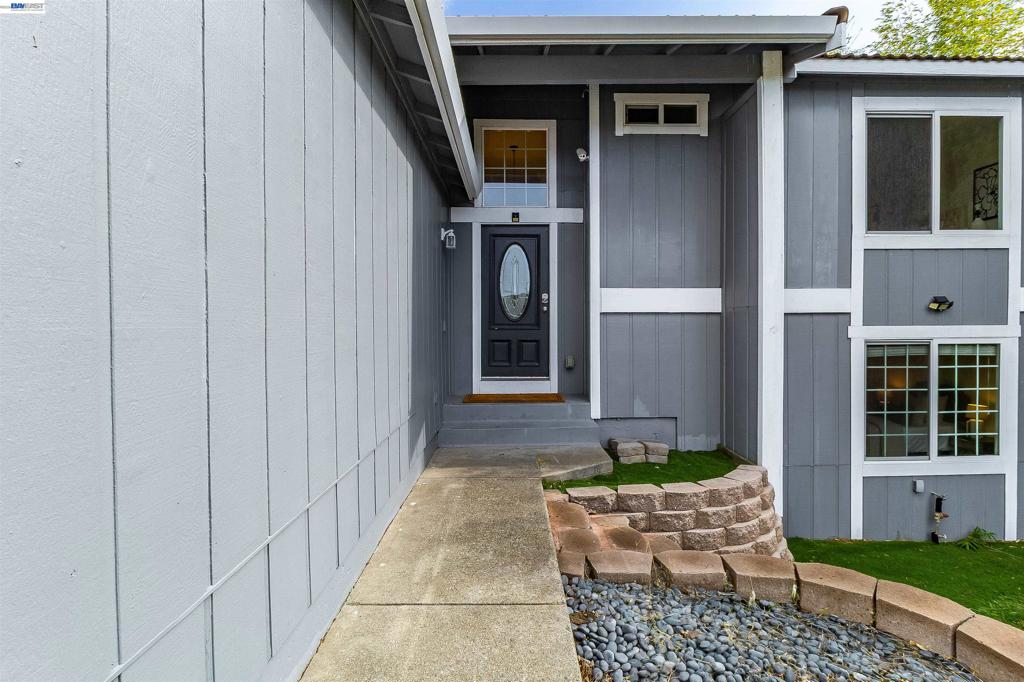 4087 Mozart Dr