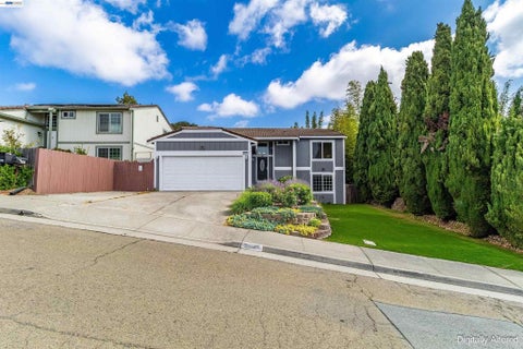 Photo of 4087 Mozart Dr, Richmond, CA 94803 (MLS # 41147588)