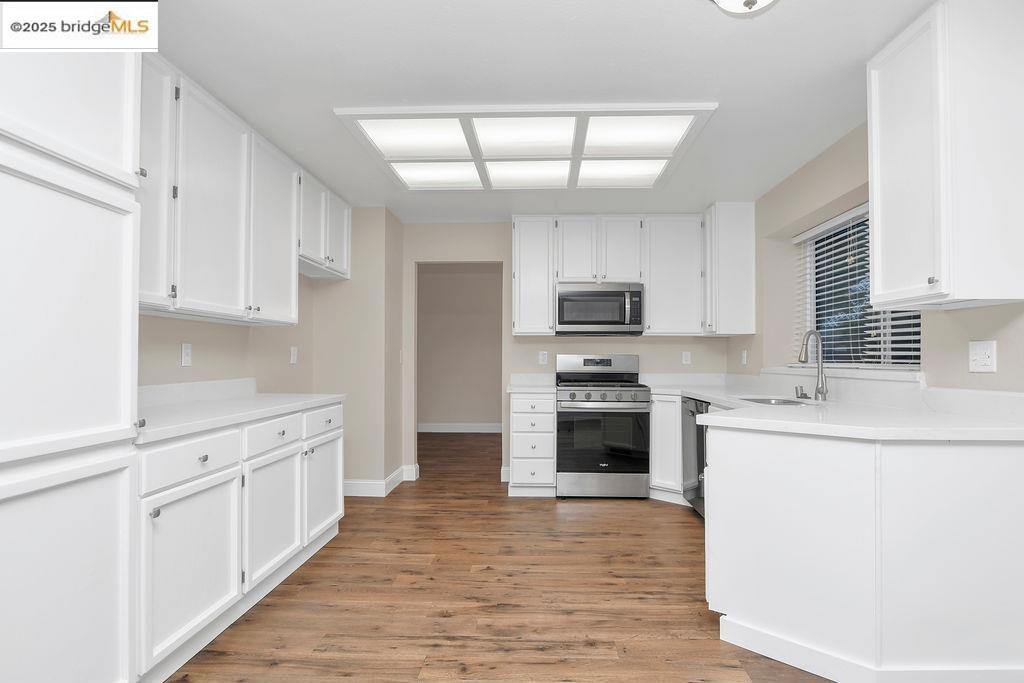 BRENTWOOD - Residential