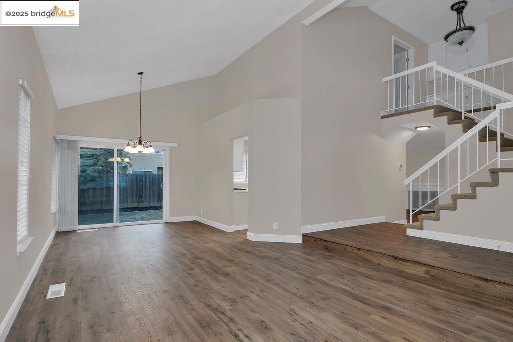 BRENTWOOD - Residential