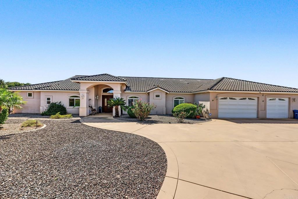 11690 Minneola Circle