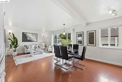 Photo of 2450 Palmetto ST St #4, Oakland, CA 94602 (MLS # 41132724)