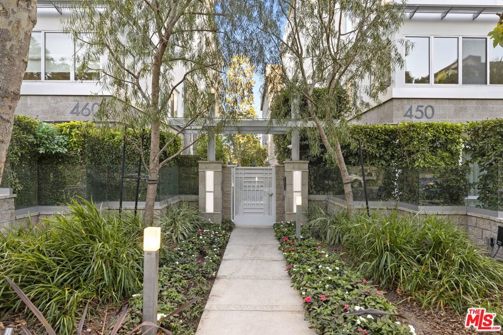 450 N Palm Drive 507
