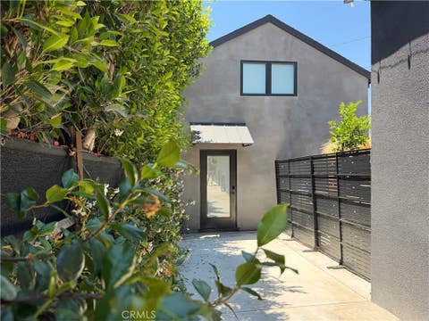 Photo of 2536 Mayfield AVE #1/2, Montrose, CA 91020 (MLS # GD26131263)