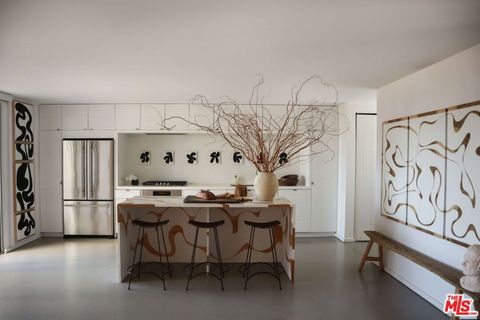 Photo of 901 Hancock Avenue #314, West Hollywood, CA 90069 (MLS # 25608961) Photo of 901 Hancock Avenue #314, West Hollywood, CA 90069 (MLS # 25608961)