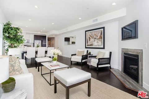 Tiny photo for 1945 Overland Avenue #202, Los Angeles, CA 90025 (MLS # 26661407)