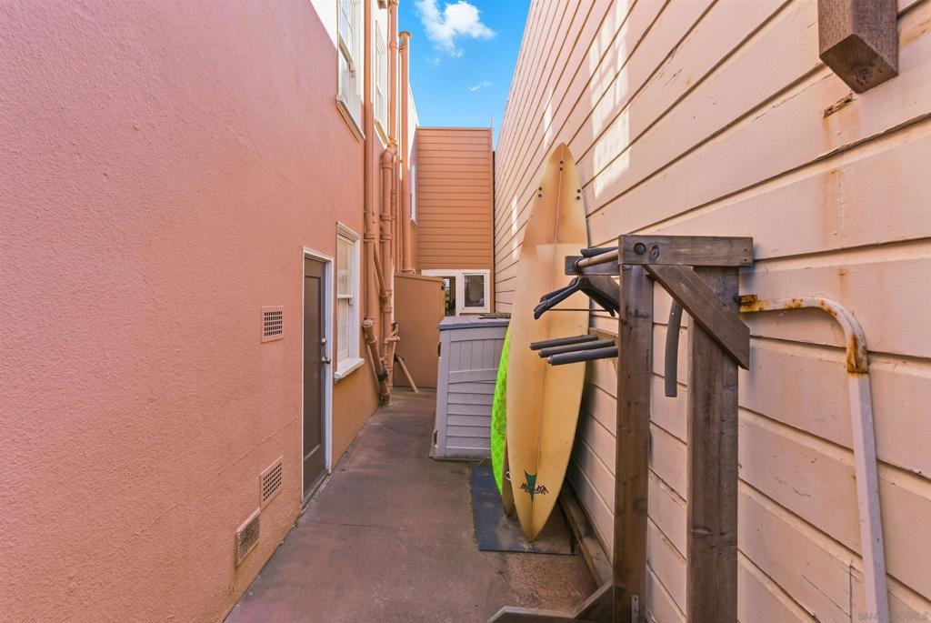 Out Of Area - Residential Income