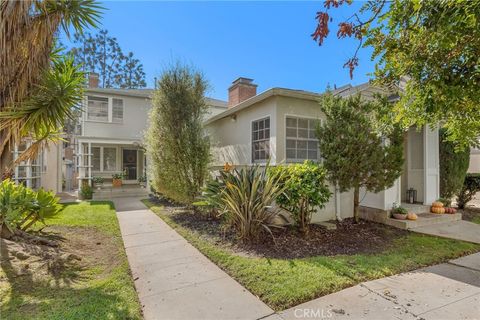 Photo of 10374 Ashton Avenue, Los Angeles, CA 90024 (MLS # SB26035058)