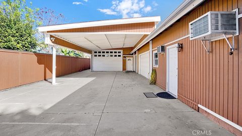 Photo of 716 N Harbor Blvd, Anaheim, CA 92805 (MLS # NP26010678)