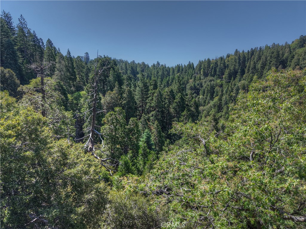 Crestline (CRES) - Land