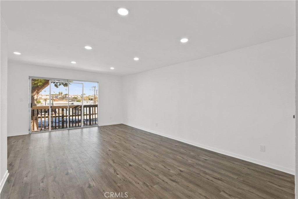 730 N Eucalyptus Ave 25