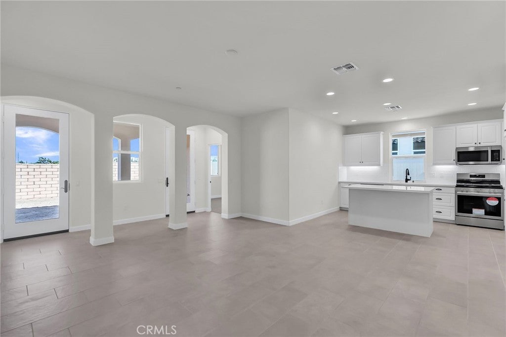 7432 Desert Sky Drive