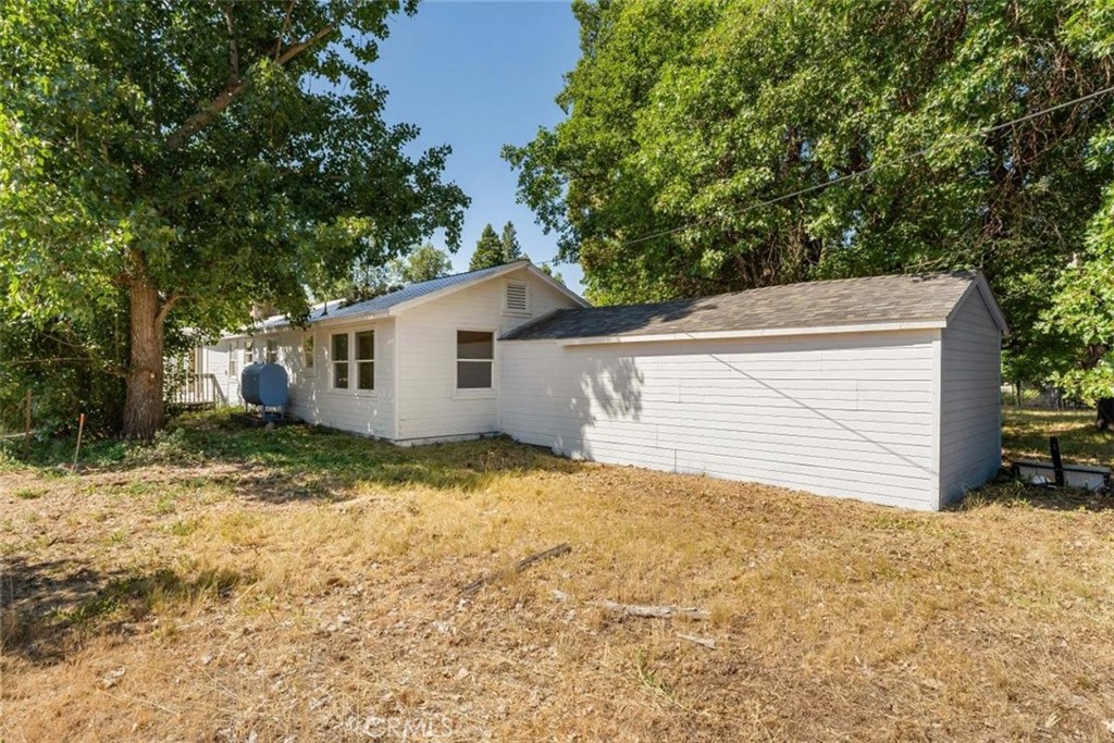 1212 N Old Stage Road