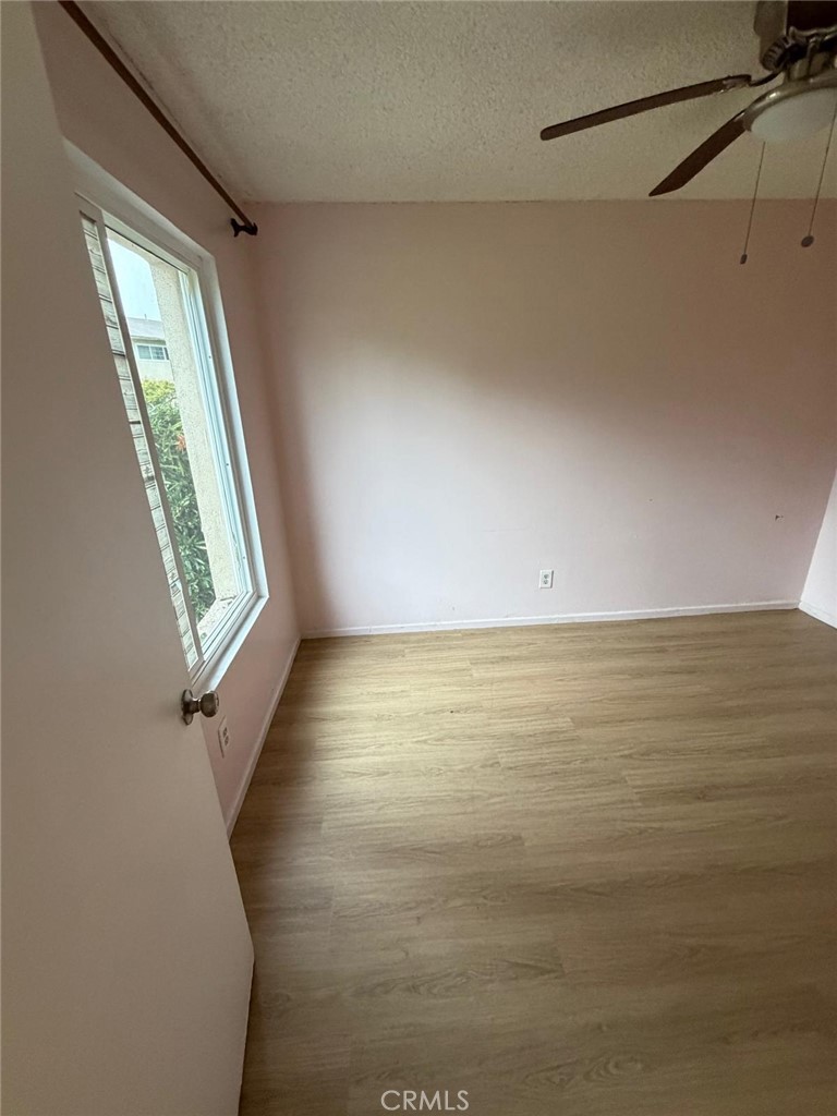 1602 N King Street S4