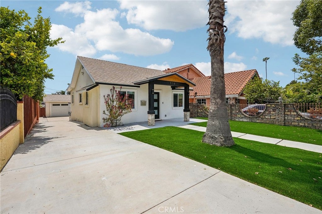 914 Alpha Street, Inglewood CA 90302