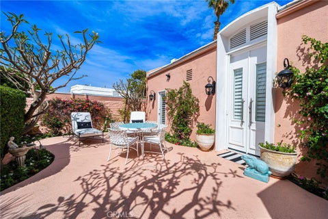 Photo of 47159 El Menara Cir, Palm Desert, CA 92260 (MLS # NP26221196)