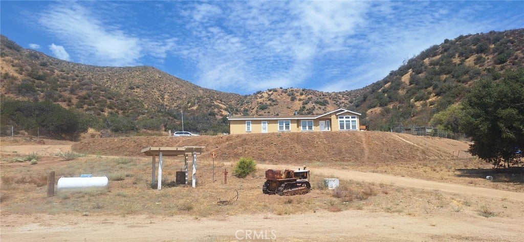 9895 Mias Canyon