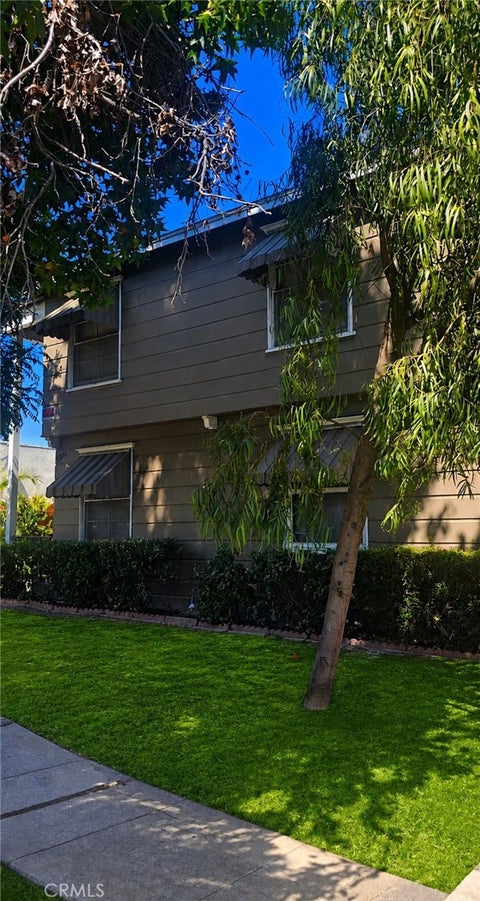 Photo of 5334 Vantage AVE #3, Valley Village, CA 91607 (MLS # SR26149217)
