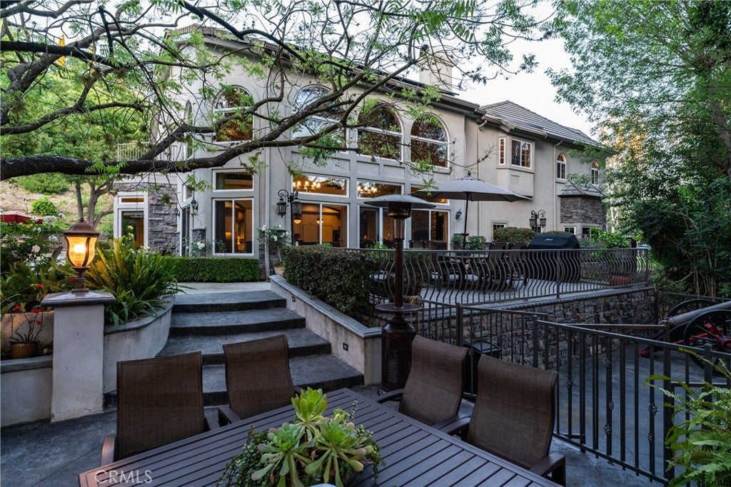 1024 Village Drive