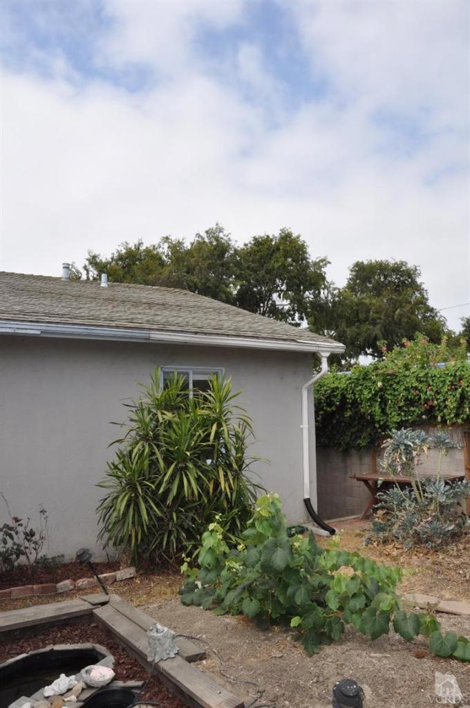 Ventura Ave - 0208 - Residential