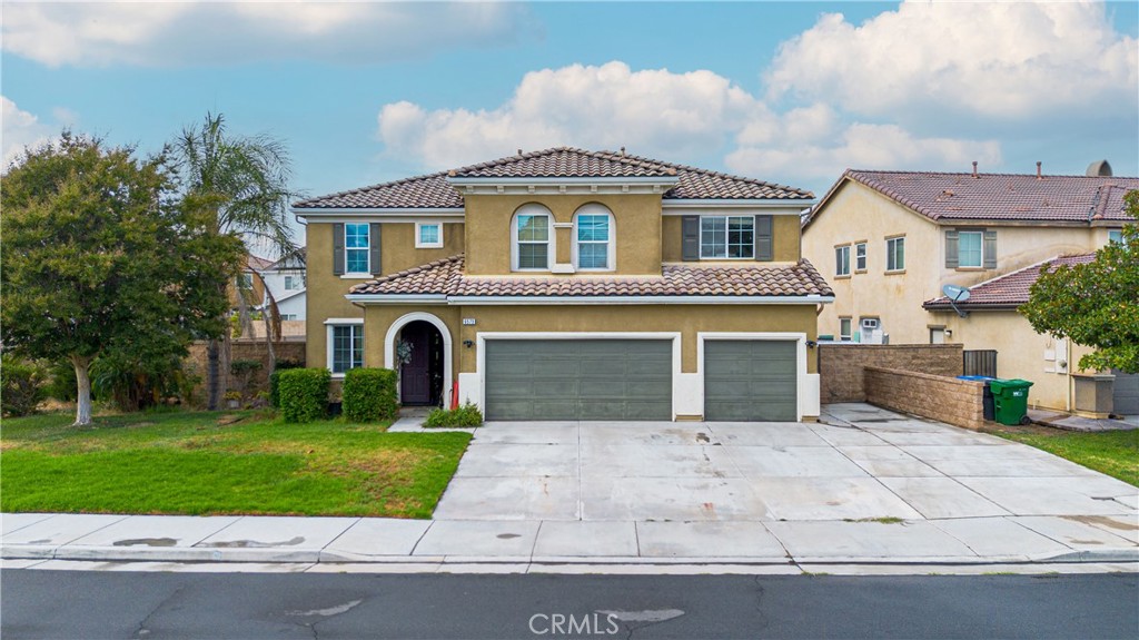 Welcome to 6573 Harrow Street, Eastvale!
This impressive 5-bedroom, 3-bath home offers 3,652 sq. ft. of living space on a spacious 7,405 sq. ft. lot. Built in 2006, it has been thoughtfully upgraded for modern living while maintaining timeless charm.
Step inside through elegant double entry doors to a grand layout featuring a formal living room and dining room, along with a generous family room off the kitchen. The kitchen—updated just 4 years ago—boasts sleek quartz countertops, a newer double oven (including a convection oven), stove, microwave, and sink, plus a large center island perfect for entertaining.
A first-level bedroom and laundry room provide convenience, while the 3-car garage with direct access and expanded driveway with additional parking ensure plenty of space for vehicles, toys, or guests. Upstairs, the huge master suite includes a retreat area and a spa-inspired bath with a separate soaking tub and shower. A spacious loft offers flexible living space, ideal for a home office, playroom, or media lounge.
Enjoy peace of mind with recent upgrades, including 30 fully paid solar panels, a new water heater installed in July, and a water circulation pump for added efficiency. Outdoor living shines with a covered patio with ceiling fans, creating the perfect setting for gatherings and relaxation. Home has EV charger in garage and a whole house fan too.
Located in the heart of Eastvale, this home sits in a top-rated school district and is just minutes from shopping centers, restaurants, banks and more. With easy access to the 15, 91, and 60 freeways, commuting is a breeze.
Don’t miss this opportunity to own a beautifully upgraded, energy-efficient home with room for everyone in one of Eastvale’s most desirable communities!