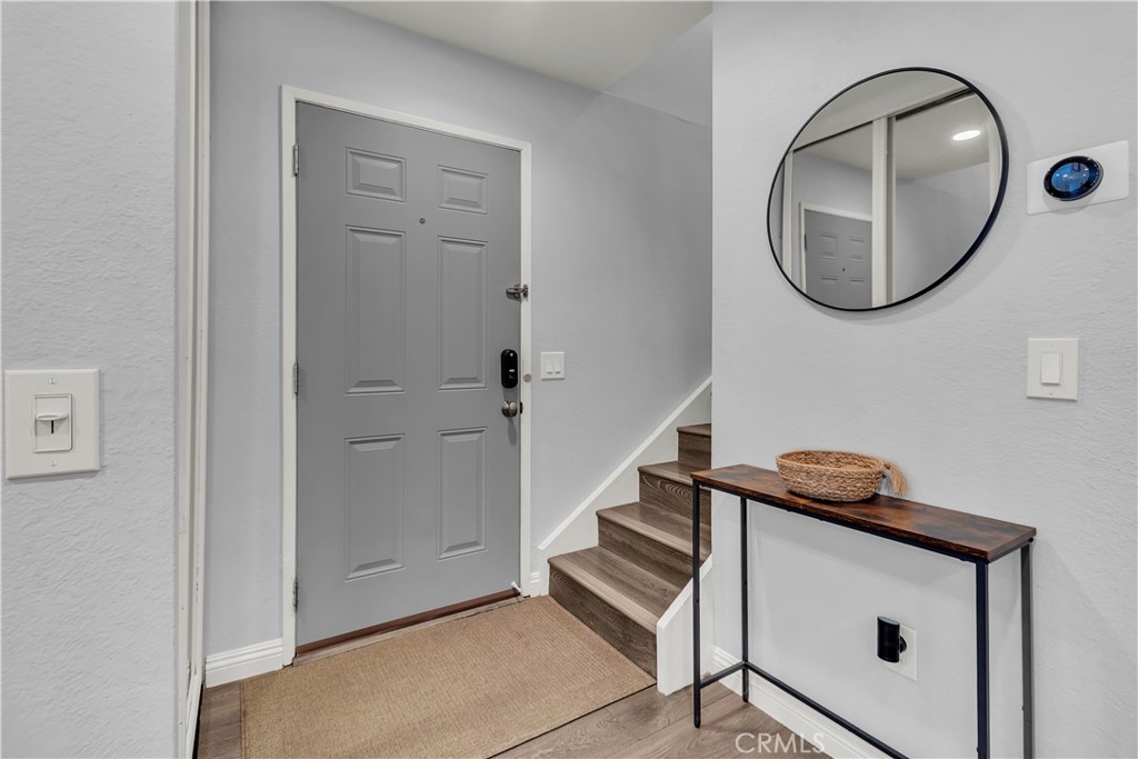 1086 Cabrillo Park Dr #D