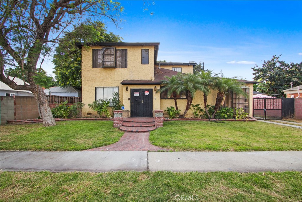 Welcome to 2205 N Pannes Ave, a spacious two-story home located on a peaceful, pride-of-ownership street in the heart of Compton. This gorgeous fixer-upper is bursting with opportunity, charm, and all the good energy you’ve been waiting for. Step inside and you’ll immediately notice the abundant square footage, flexible layout, and natural light streaming through the home. Highlights to mention, 2 stories of functional space with 2 bedrooms downstairs and ready to reimagine, Ample bedrooms and bathrooms, Large backyard with room for entertaining, and private driveway,
Detached garage perfect for ADU potential (buyer to verify) With some vision and creativity, this property can truly shine. Opportunities like this don’t last—come see the potential waiting to be unlocked at 2205 N Pannes! We welcome you to take a tour.